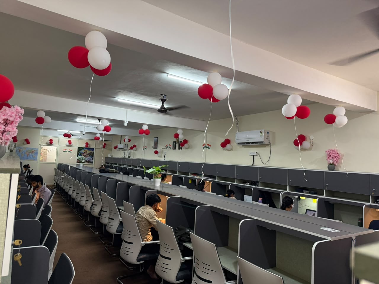 Focus Zone Library — library interior